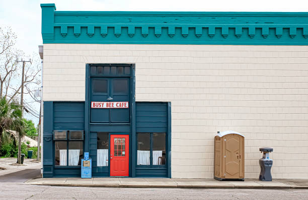 Best Portable restroom trailer rental  in Minturn, CO